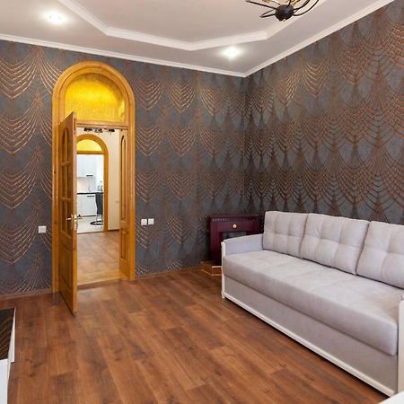 Leogrand Apartments Panteleimona Kulisha 27 利沃夫 外观 照片