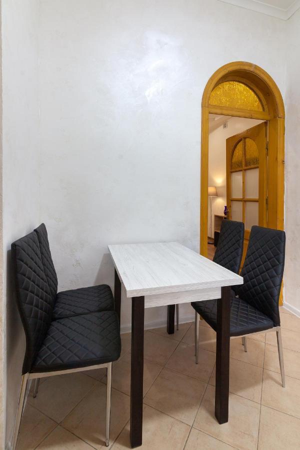Leogrand Apartments Panteleimona Kulisha 27 利沃夫 外观 照片
