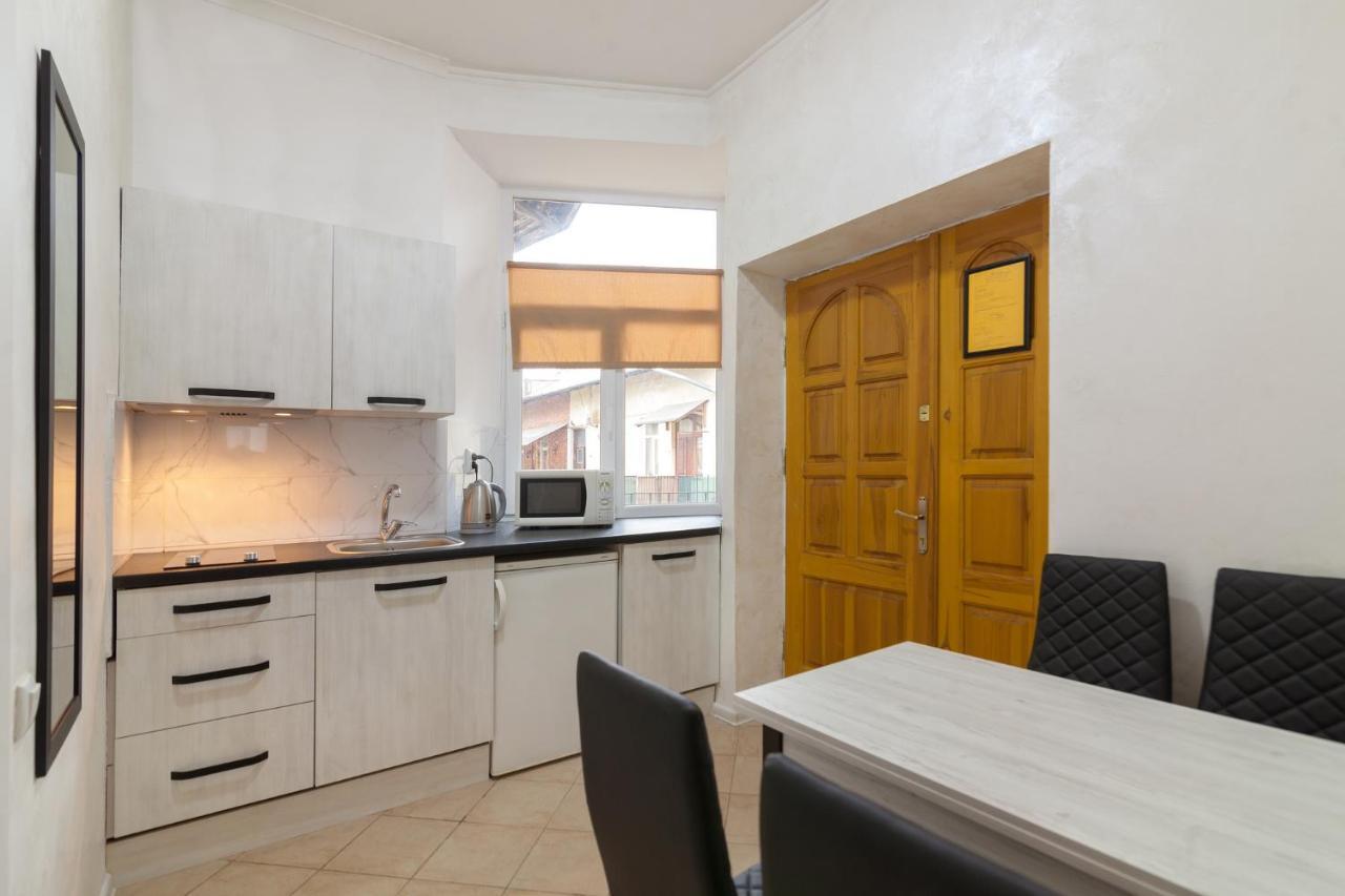 Leogrand Apartments Panteleimona Kulisha 27 利沃夫 外观 照片