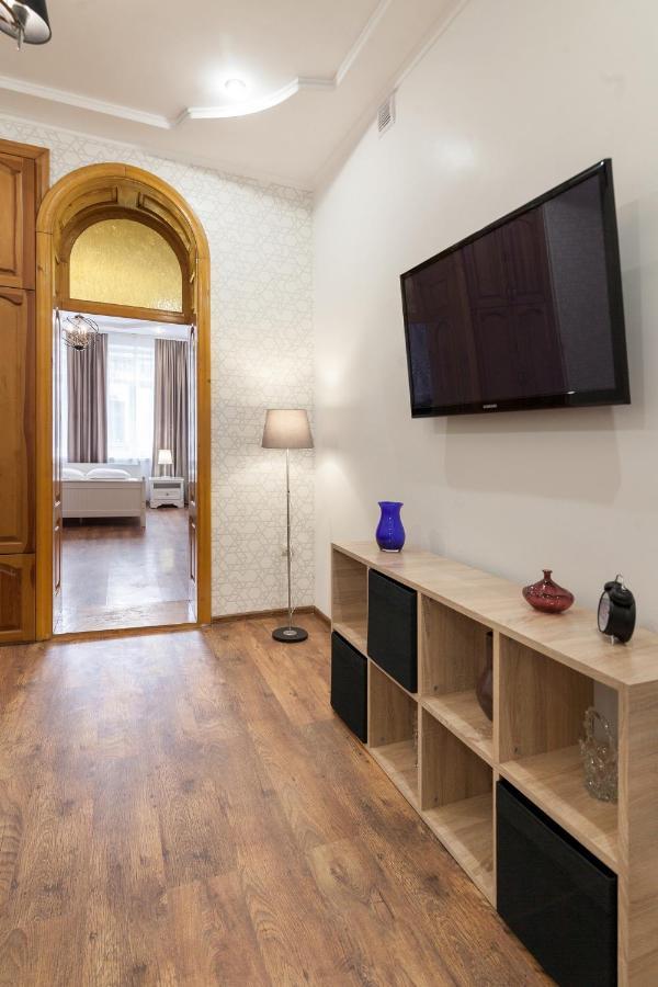 Leogrand Apartments Panteleimona Kulisha 27 利沃夫 外观 照片